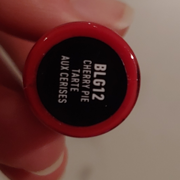 Lip product bundle - Picture 3 of 5